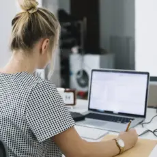 Detailaufnahme von Programmcode – technische Umsetzung im Webseiten-Relaunch.